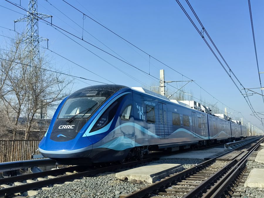【树立和践行正确政绩观——右玉精神实践者】久久为功擦亮中国轮轴名片(图1)